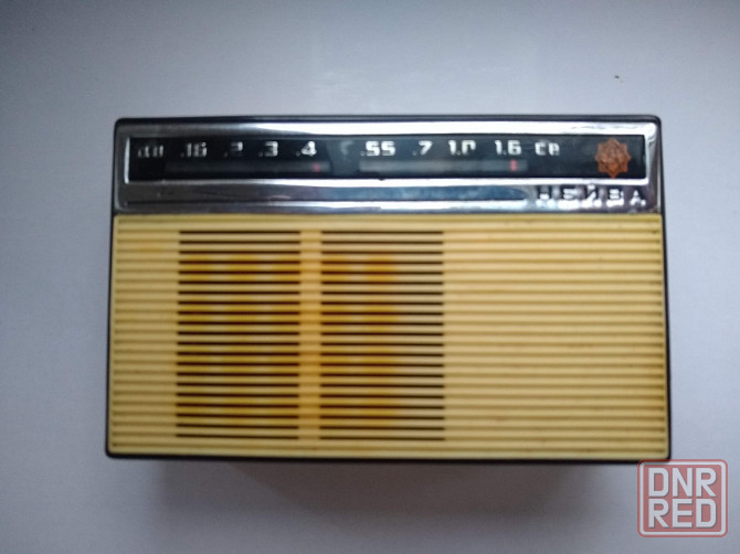 Карманный радиоприёмник - "Нейва" 1965 год Донецк - изображение 1