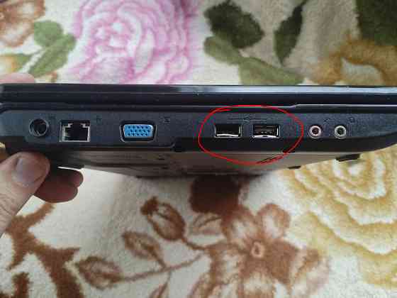 Ноутбук Emachines E725 Макеевка