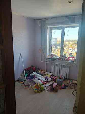 Продается четырёхкомнатная квартира Мариуполь
