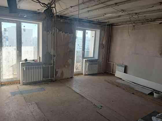 Продается четырёхкомнатная квартира Мариуполь