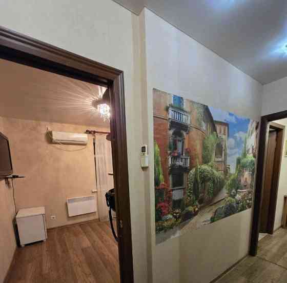 сдается двухкомнатную квартиру в надежные руки в городе донецка ленинский район Донецк