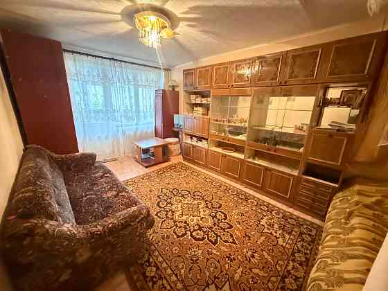 Продам 1 комн.кв., 3/9 эт., 35 кв.м. - Торез, центр Торез