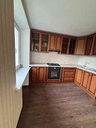 ленинский район, ул. титова ,этаж 8, ремонт Луганск