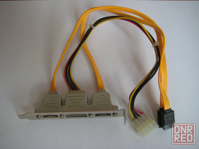 Планка в корпус компьютера 2 порта eSATA + Molex (2xSATA+Molex внутри) Донецк - изображение 1