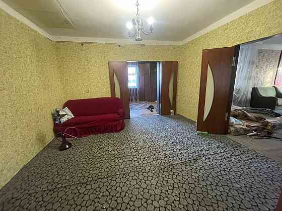 Продажа добротного дома и большого участка с хоз. постройками и гаражом в Харцызске Харцызск