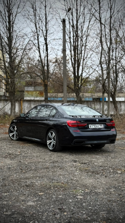 Продам bmw 750li Донецк