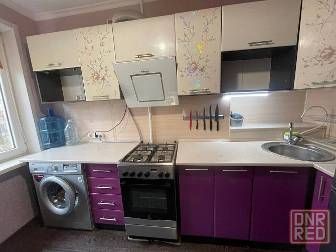 Сдам трехкомнатную квартиру Комсрмольский бульвар Мариуполь - изображение 1