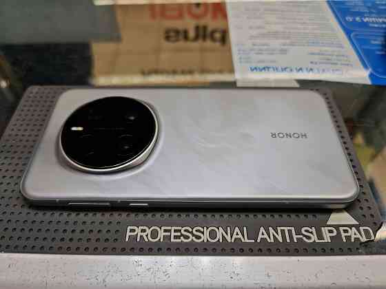 Honor Magic 7 Pro 12/512 Белый Мрамор Донецк