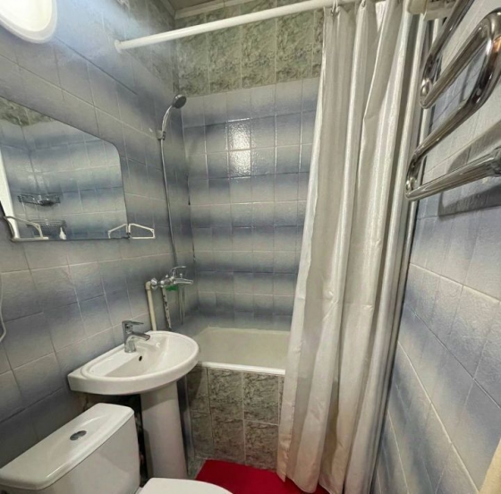 Сдам однокомнатную квартиру в Ленинском районе Донецка Донецк