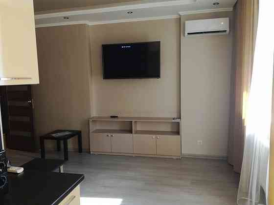 Сдам 2-комнатную квартиру в Ворошиловском районе, площадь Ленина. Донецк