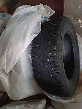 Продам зимнюю резину Nokian 195/65 R15 Донецк