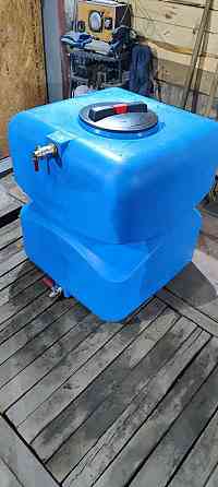 Бак для воды 500 л 78х78х90см с установленными врезками Макеевка