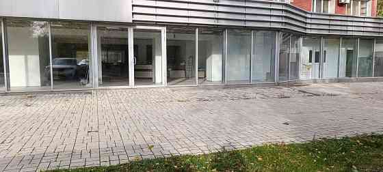 Сдам в Аренду Автосалон. Площадь 360 м².Центр. Ремонт. Большая площадка. Донецк