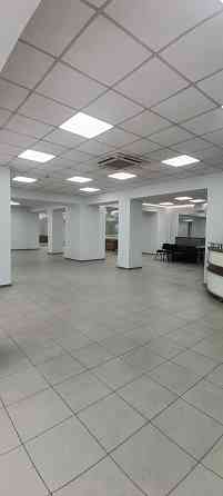 Сдам в Аренду Автосалон. Площадь 360 м².Центр. Ремонт. Большая площадка. Донецк