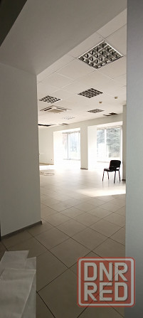 Сдам в Аренду Автосалон. Площадь 360 м².Центр. Ремонт. Большая площадка. Донецк - изображение 1