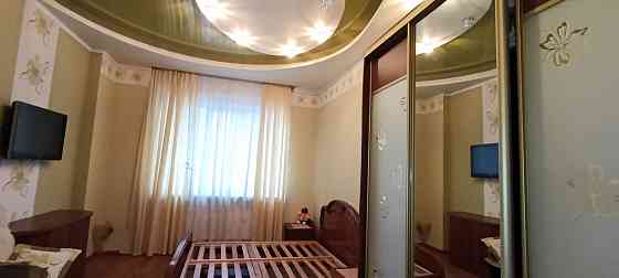 Сдам в аренду 3-х комн в Новострое с Паркоместом в Ворошиловском р-не. Всё необходимое есть. Ремонт. Донецк