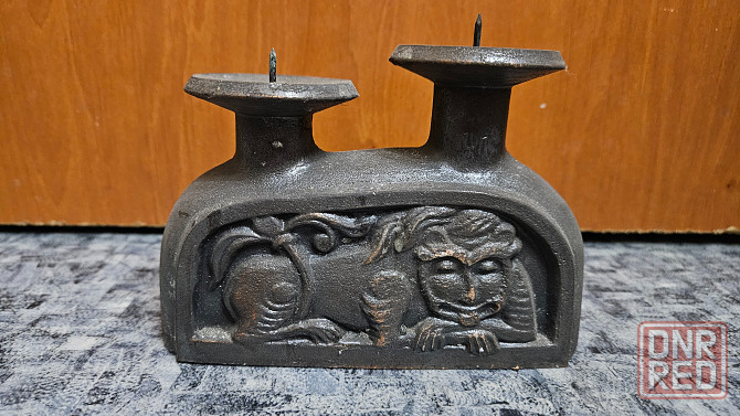Подсвечник советских времен "Лев" обмеднёный металл, есть клеймо Донецк - изображение 2