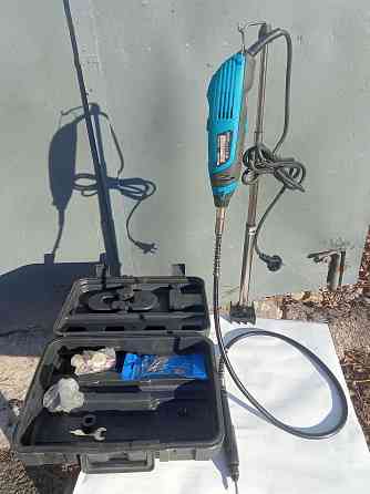 Гравёр электрический с набором насадок в кейсе makita Донецк