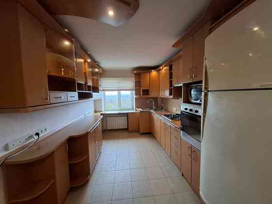 Продам кухню б/у с бытовой техникой Макеевка