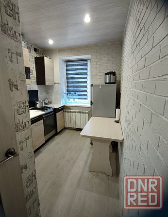 Аренда (внимательно читайте описание) Сдам 1 комнатную квартиру Макеевка, м-н Зелёный, (ор. Танк) Макеевка - изображение 3