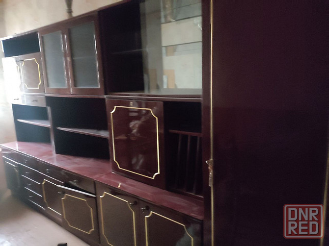 . Стенка румынская сборная Донецк - изображение 1