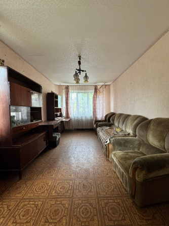 Продажа 3-комнатной квартиры 1/5, в г. Макеевка, м-н Восточный, ул. Токарева Макеевка