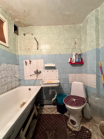 Продажа 3-комнатной квартиры 1/5, в г. Макеевка, м-н Восточный, ул. Токарева Макеевка