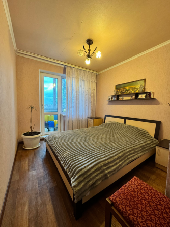 Продажа 3-комнатной квартиры 4/9, в г. Макеевка, м-н Солнечный (нижний) красный рынок Макеевка