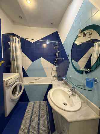 2х комнатная в центре сталинка Донецк