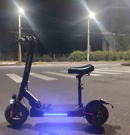 Продам электросамокат куго м 4 про Донецк