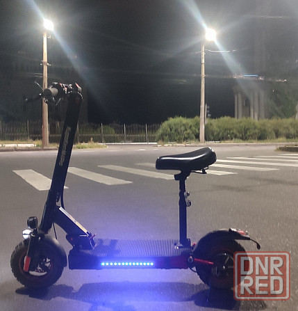 Продам электросамокат куго м 4 про Донецк - изображение 2