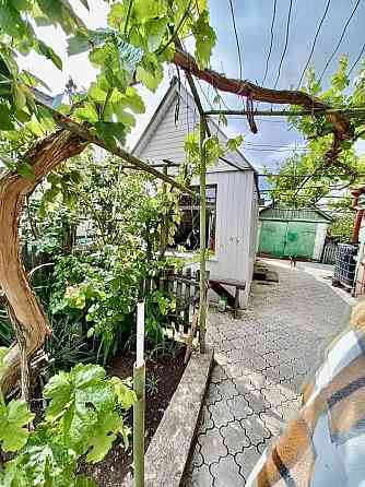 Продается добротный не большой дом. Мариуполь