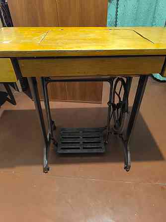 Продам швейную машинку. Донецк