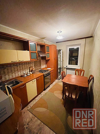 Продам 3 х ком квартиру 70 м2 в районе маяка Донецк - изображение 1