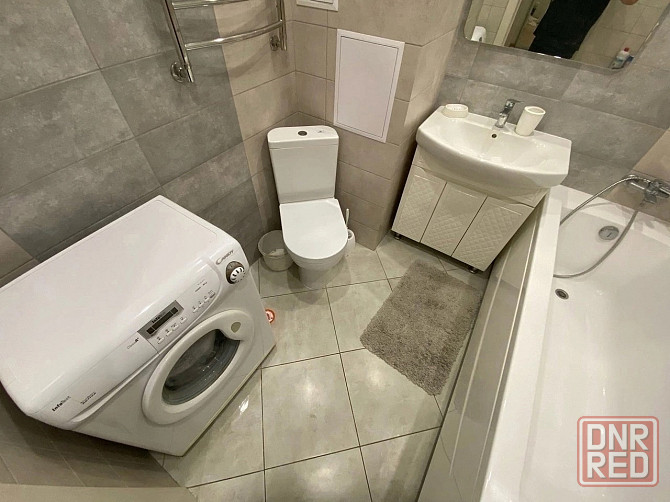 Сдаю однокомнатную квартиру 34.0 м² этаж 3/5 город Донецк. Калининский район, проспект Ильича Донецк - изображение 1