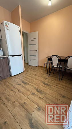 Сдаю однокомнатную квартиру 34.0 м² этаж 3/5 город Донецк. Калининский район, проспект Ильича Донецк - изображение 3