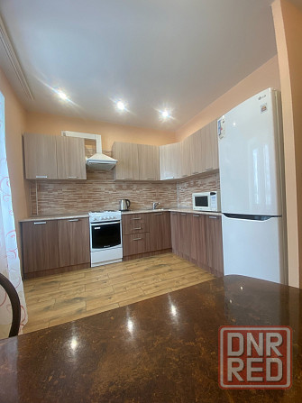 Сдаю однокомнатную квартиру 34.0 м² этаж 3/5 город Донецк. Калининский район, проспект Ильича Донецк - изображение 4