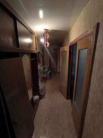 Двухкомнатная в районе жд Донецк