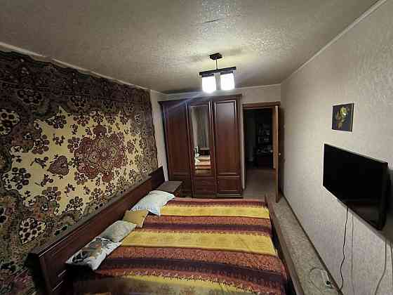 Двухкомнатная в районе жд Донецк