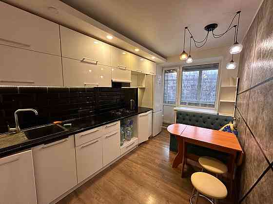 Накопитель 500 литров! Сдам 1 ком.кв в центре, Набережная, ресторан Ракушка. Донецк