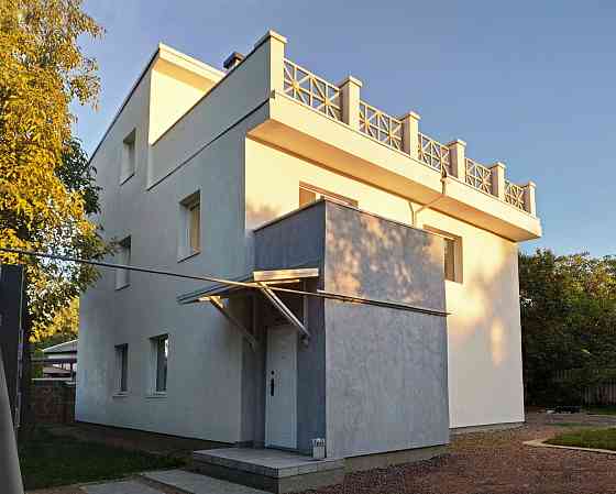 Дом 222 м.кв. в центре Гвардейки. Макеевка Макеевка