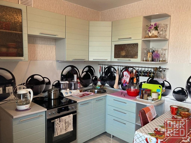 Сдам 2-комнатную квартиру в Ворошиловском районе, Школьный Бульвар. Донецк - изображение 2