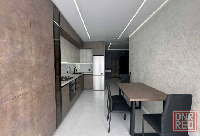 Донецк проспект Ильича Ворошиловский район Хозяин Донецк - изображение 1