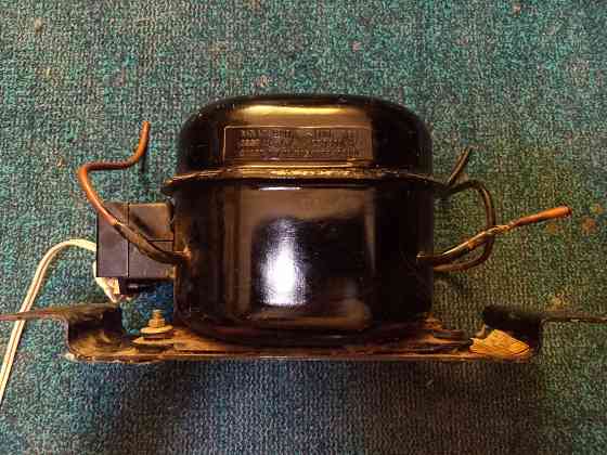 Компрессор двигатель от холодильника Донецк