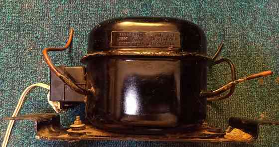 Компрессор двигатель от холодильника Донецк