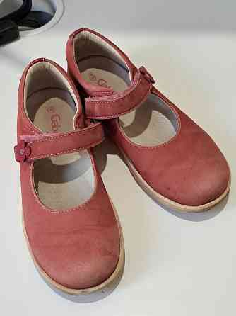 Отдам даром туфли для девочки 30 р Донецк