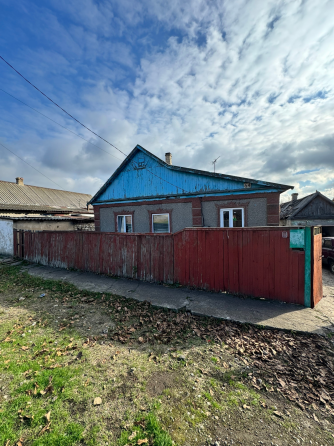 Продажа дома в центре Моспино с Приватизированной землей Донецк