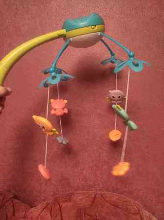 Продам мобиль на кроватку Горловка