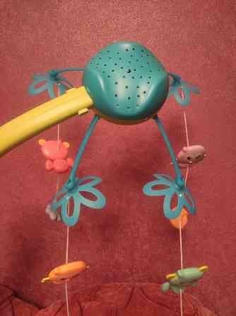 Продам мобиль на кроватку Горловка