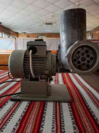 Продам мясорубку профессиональную Донецк